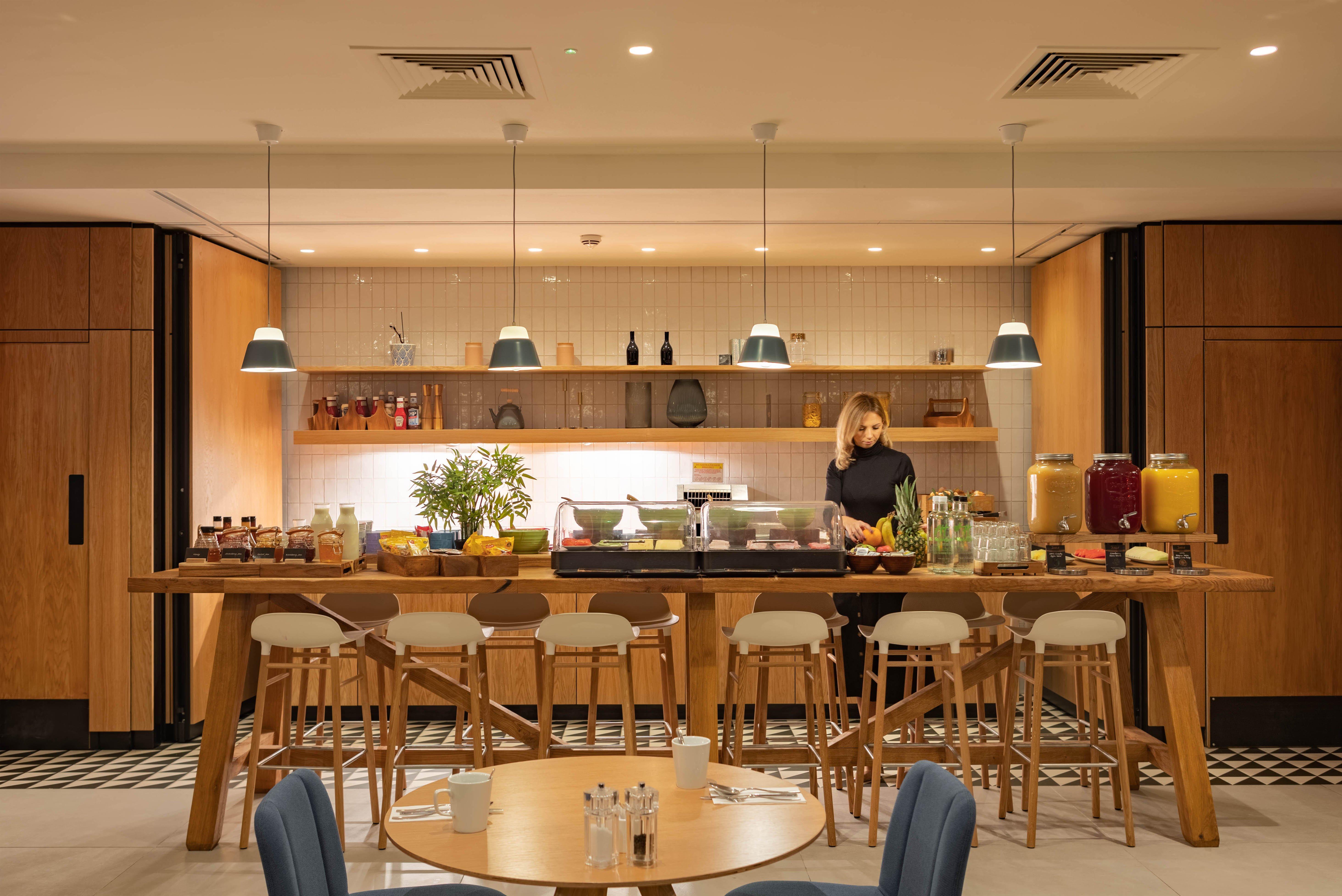 Holiday Inn London - Whitechapel By Ihg Exterior photo