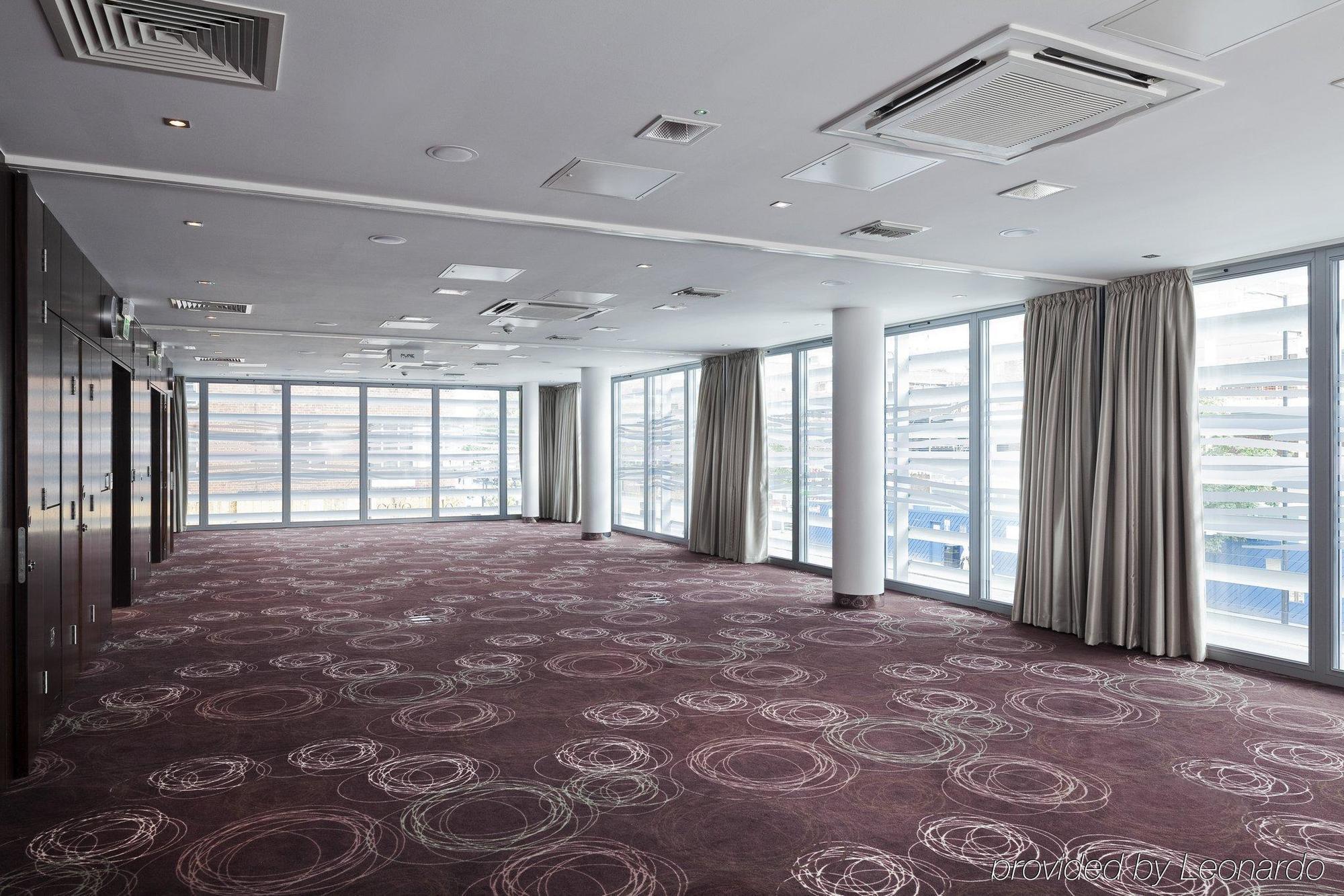 Holiday Inn London - Whitechapel By Ihg Exterior photo